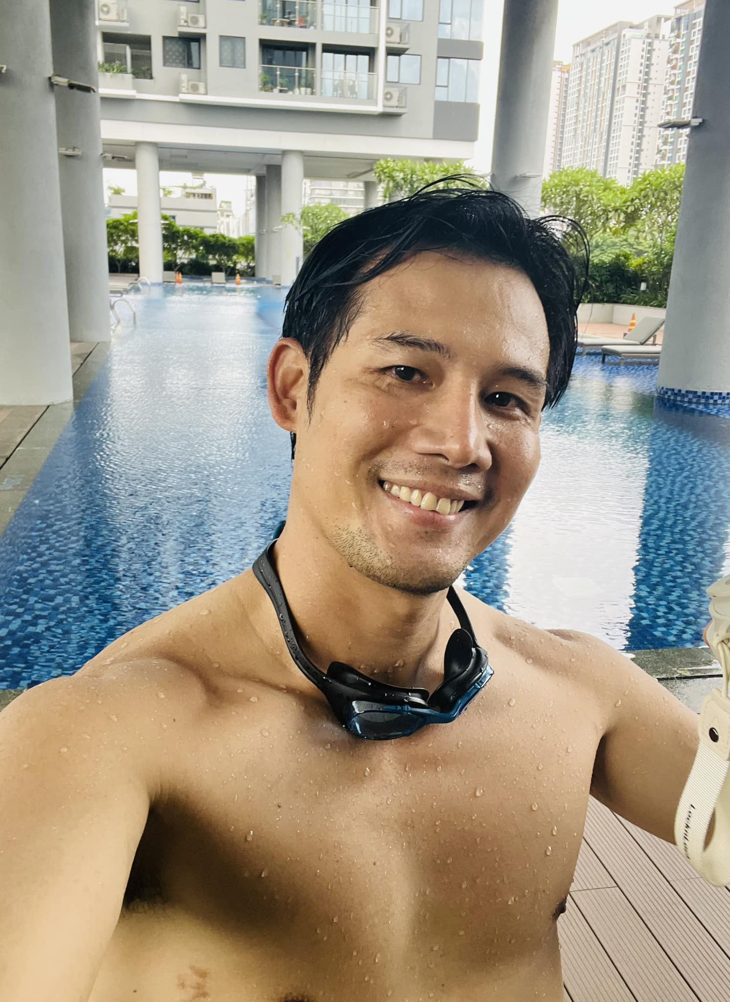 Nam thần Vbiz 20 năm rồi vẫn chẳng chịu già, còn giữ “kỷ lục” cả showbiz không ai dám giành- Ảnh 10. Nam thần Vbiz 20 năm rồi vẫn chẳng chịu già, còn giữ “kỷ lục” cả showbiz không ai dám giành- Ảnh 10.