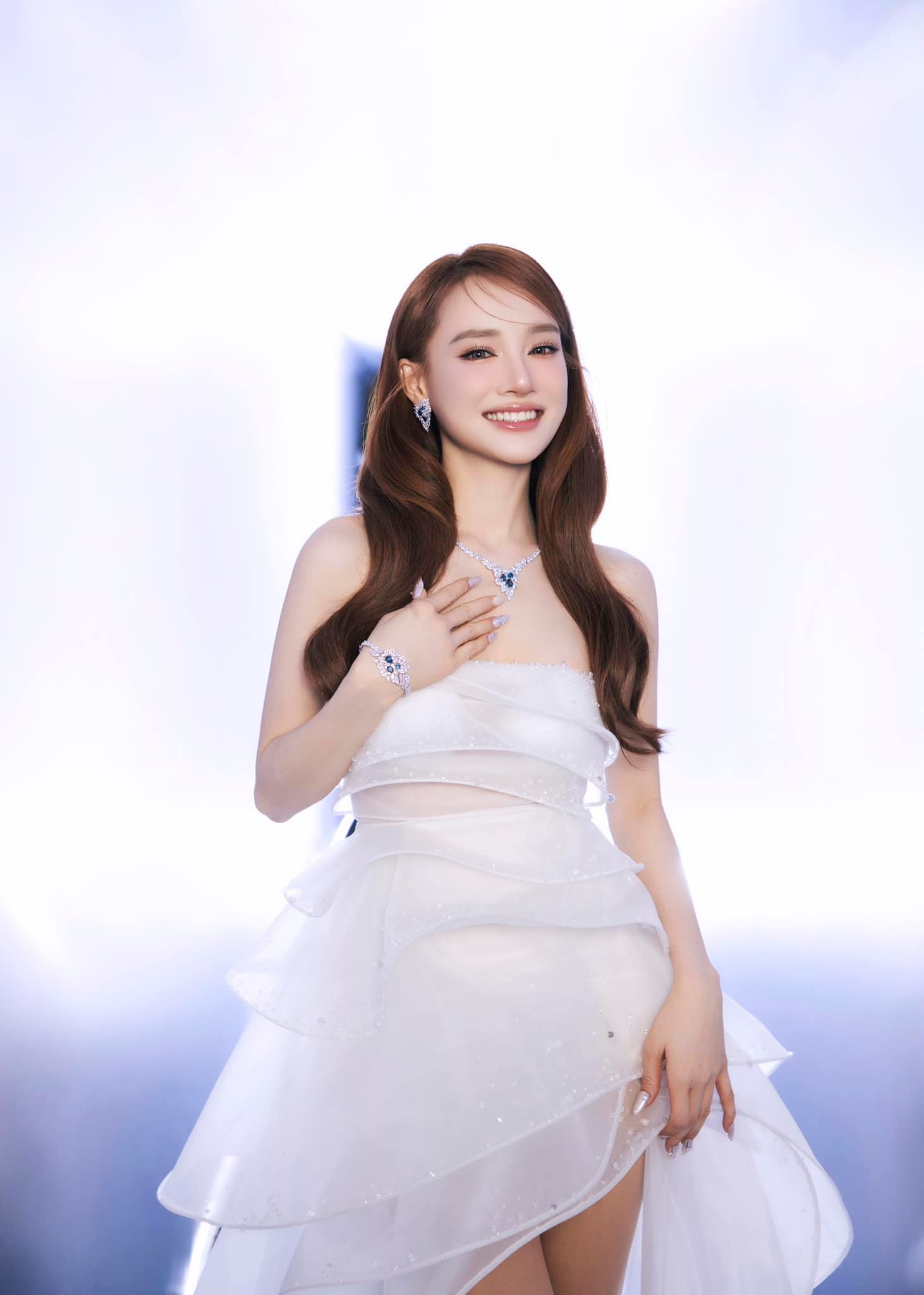 Mỹ nhân duy nhất được báo Hàn tung hô là Mỹ nhân duy nhất được báo Hàn tung hô là