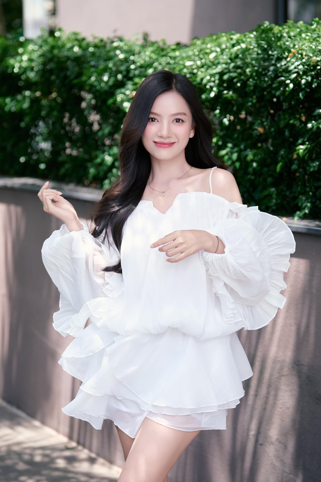 Sao nữ phim Mưa Đỏ có ông hy sinh ở Quảng Trị: Visual đời thường gây ấn tượng, đời tư cực bí ẩn- Ảnh 4.