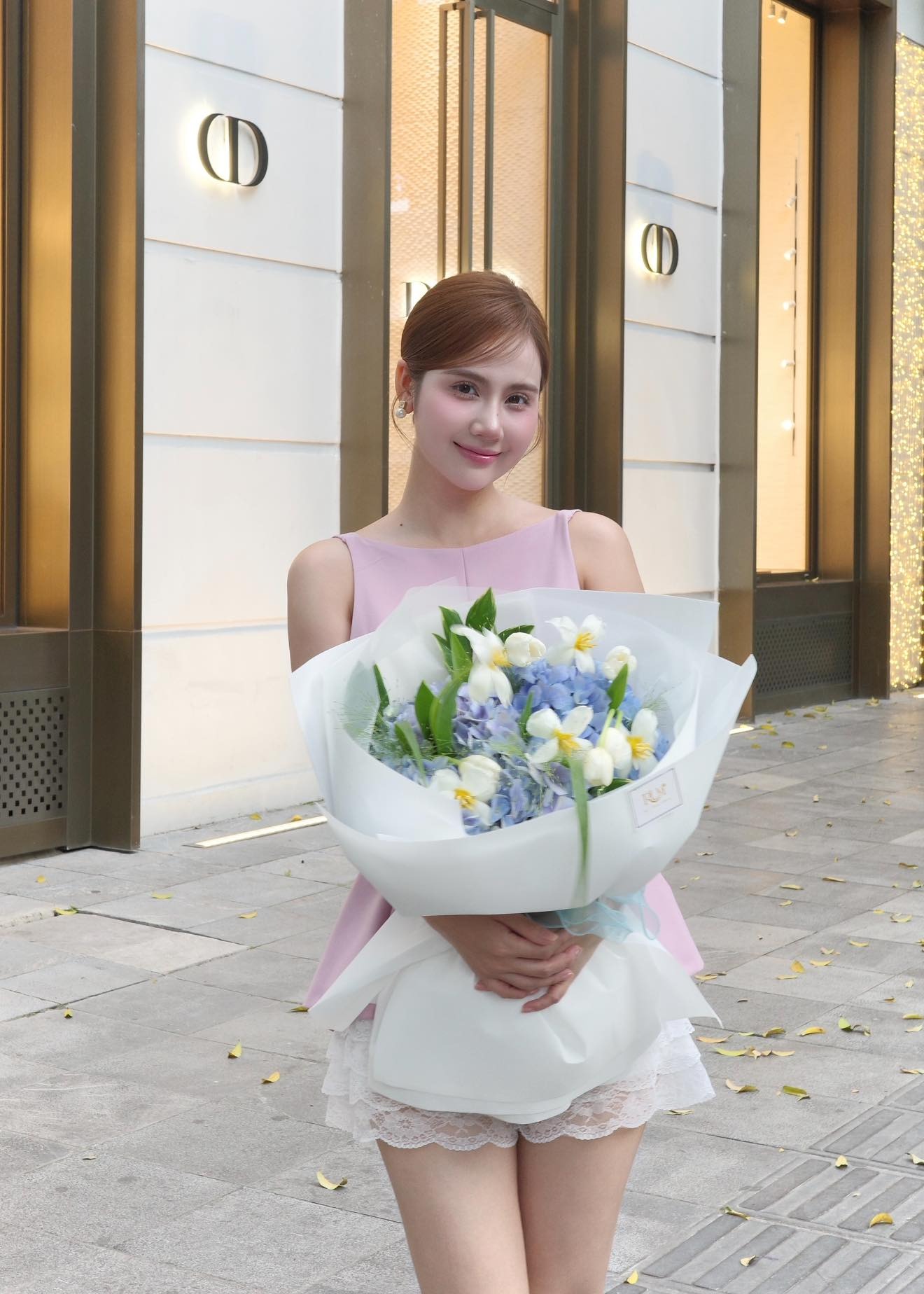 Mỹ nhân Vbiz làm mẹ đơn thân sở hữu khối tài sản khủng, nói gì trước nghi vấn khi mặc váy cưới?- Ảnh 8. Mỹ nhân Vbiz làm mẹ đơn thân sở hữu khối tài sản khủng, nói gì trước nghi vấn khi mặc váy cưới?- Ảnh 8.