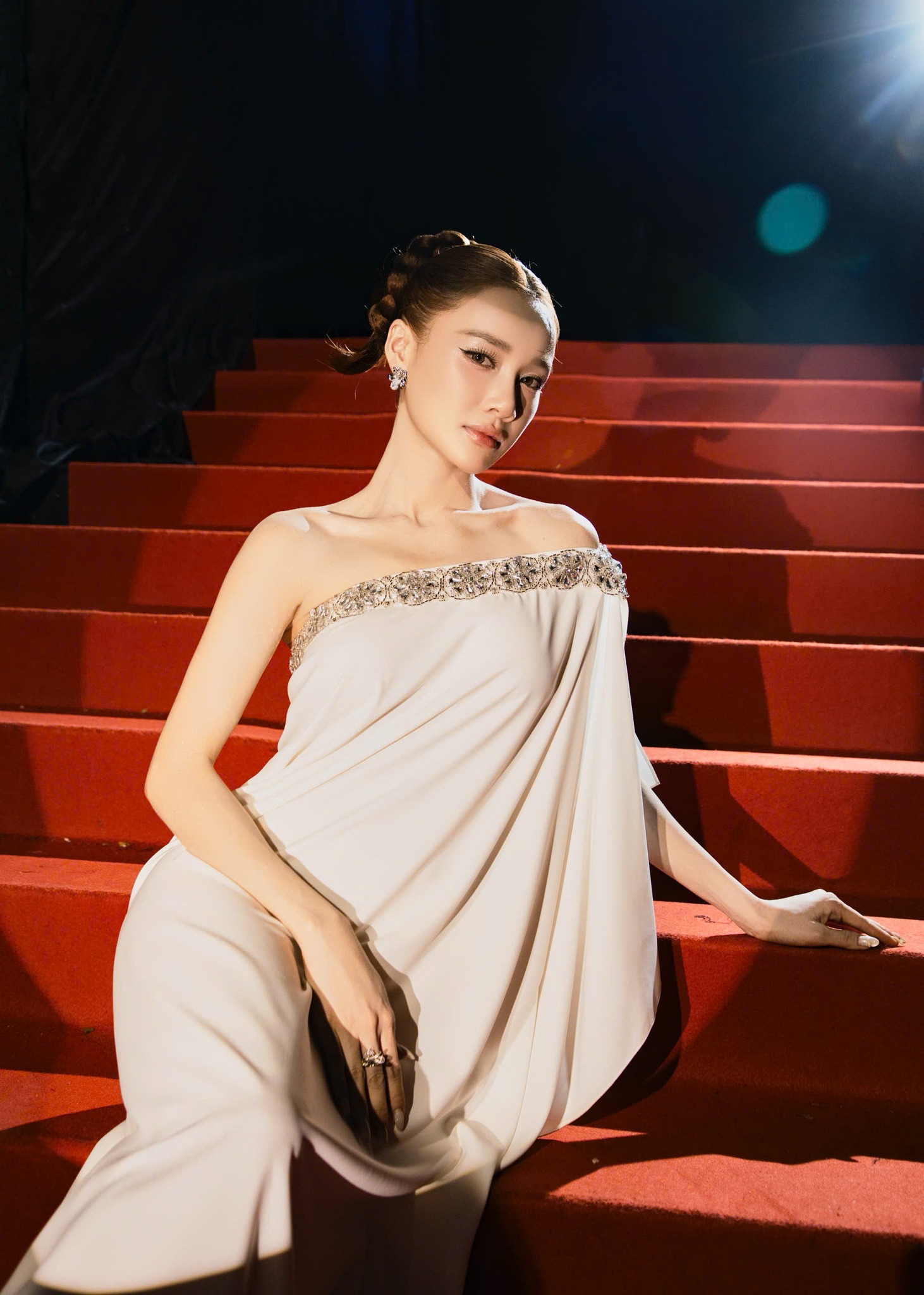 Nhã Phương xác nhận đang mang thai lần 3, Trường Giang vui quá nên sai 1 thông tin cực quan trọng!- Ảnh 4. Nhã Phương xác nhận đang mang thai lần 3, Trường Giang vui quá nên sai 1 thông tin cực quan trọng!- Ảnh 4.