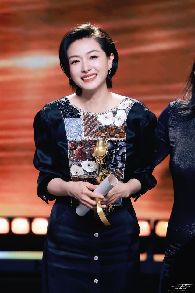 Nữ diễn viên T. bị cấm sóng sau 7 lần từ chối yêu đạo diễn- Ảnh 4.