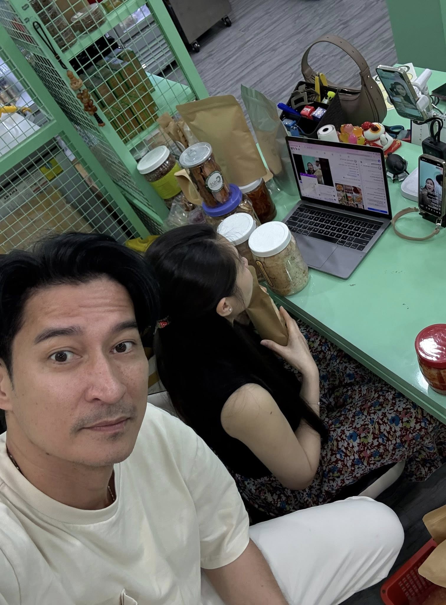 Diễn viên Huy Khánh và Mạc Anh Thư tái hôn sau 3 tháng chia tay?- Ảnh 1.