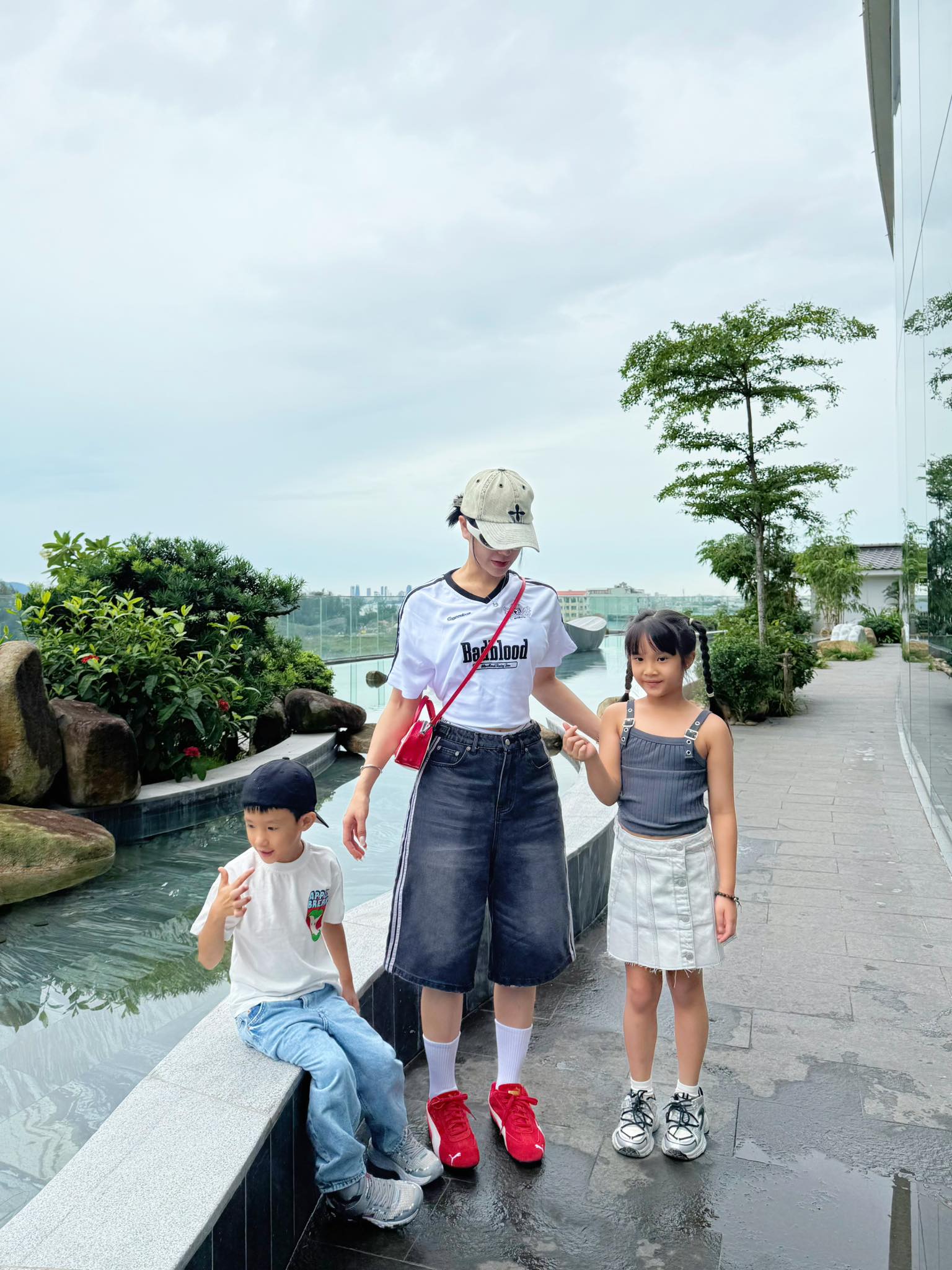 Con gái 7 tuổi của Diệp Lâm Anh sở hữu đôi chân dài, nhan sắc được ví như bản sao của mẹ- Ảnh 5.