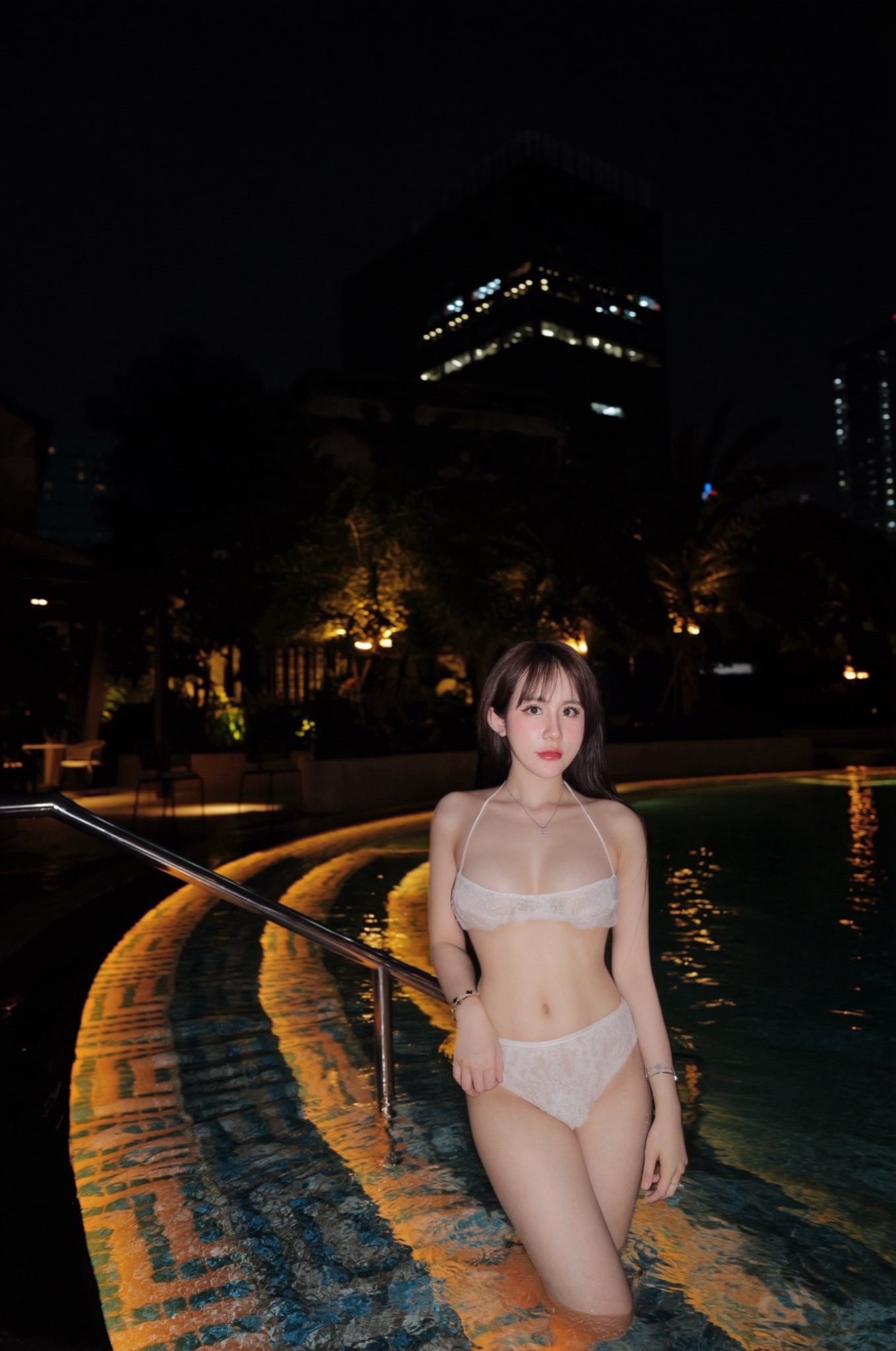 "Thánh nữ" bida khoe dáng nóng bỏng, fan thừa nhận ngắm nhìn tận 30 phút 5066656722534746490204146409149366254084472n 1750304105872932755194 1750309150590 17503091509101848263360