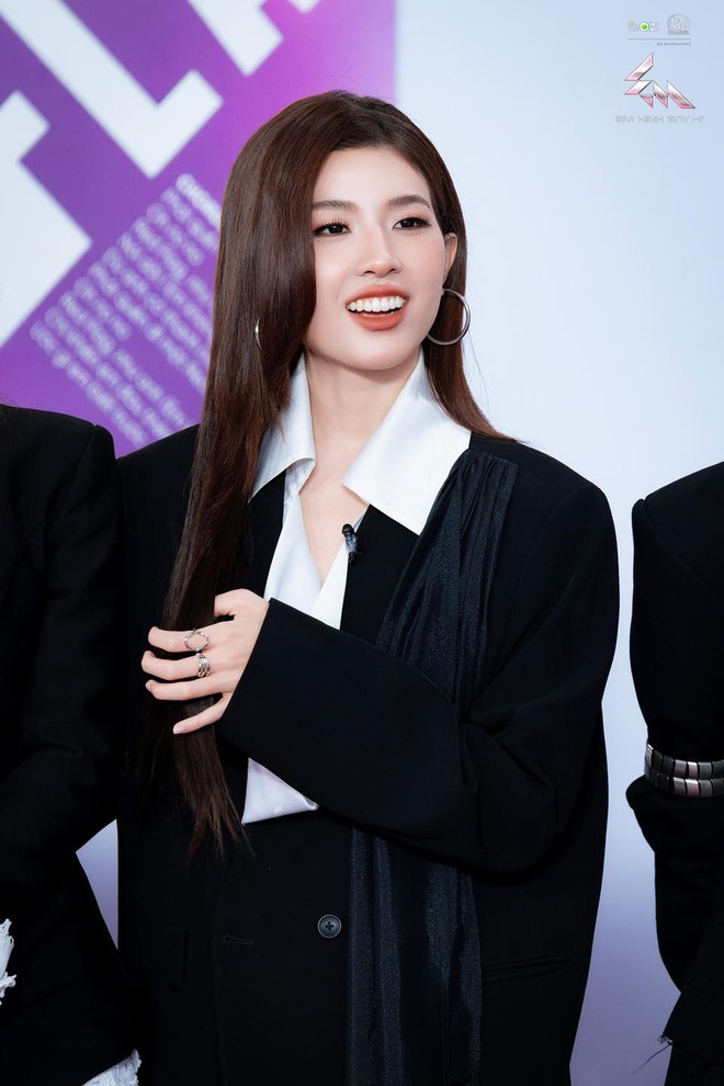 Em Xinh xinh như Suzy bị khui ảnh quá khứ, visual lạ cỡ này bảo sao không bị nói