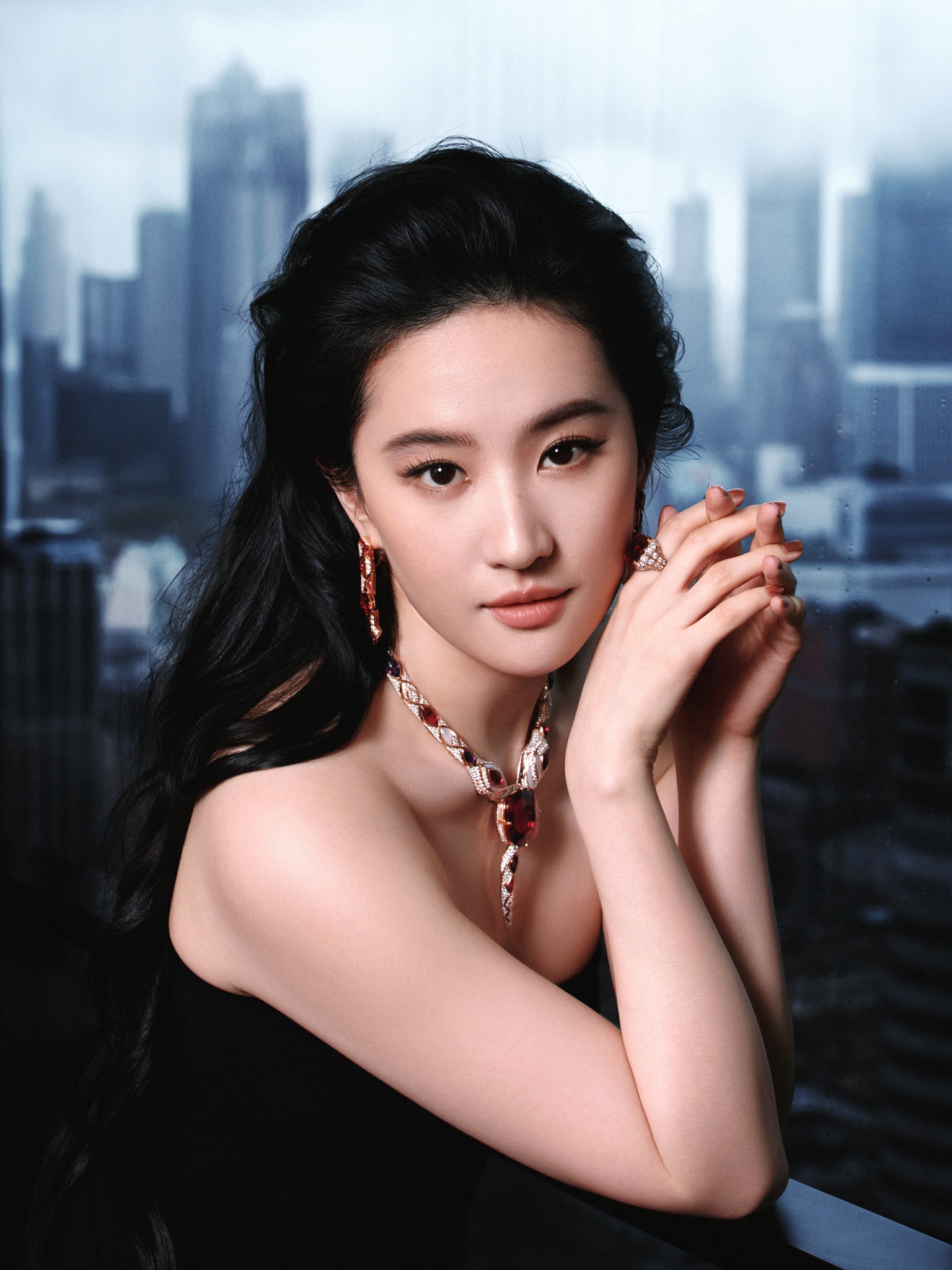 Lưu Diệc Phi bị Lưu Diệc Phi bị