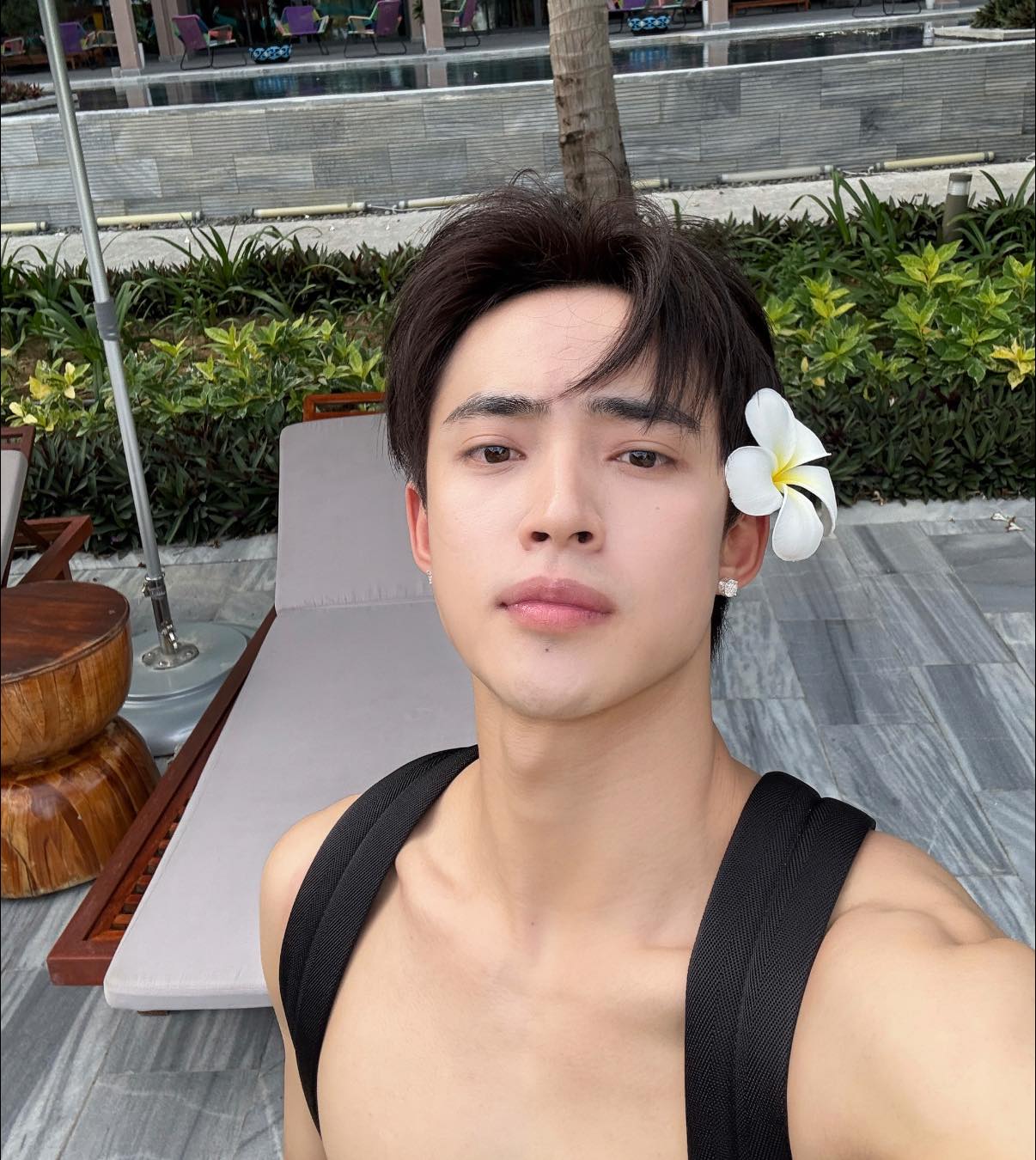 Á hậu Việt công khai hẹn hò trai đẹp 6 múi, thấp hơn 10 cm?- Ảnh 6. Á hậu Việt công khai hẹn hò trai đẹp 6 múi, thấp hơn 10 cm?- Ảnh 6.