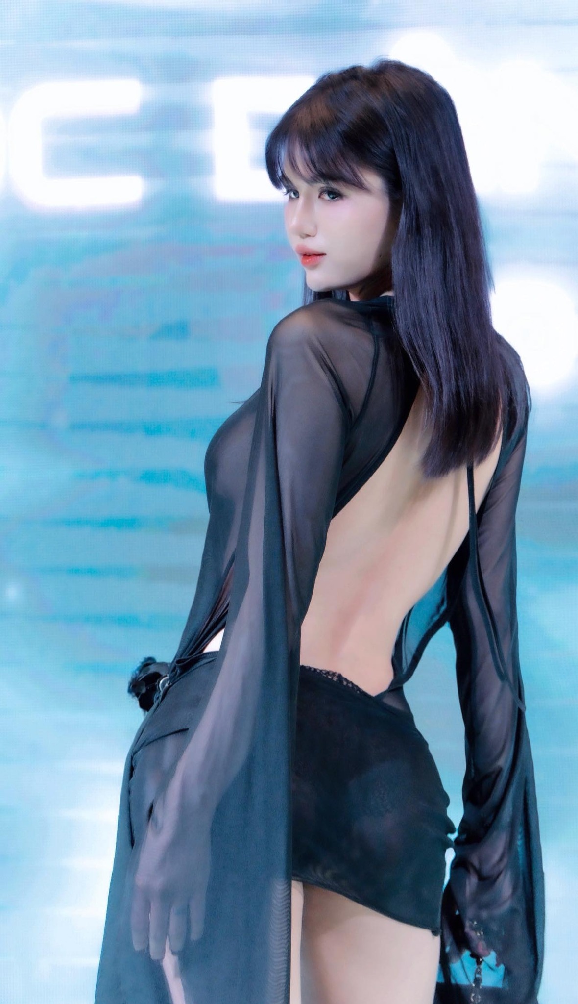 Nữ TikToker tự nhận nữ hoàng nội y thế hệ mới, không ngại va chạm, nổ