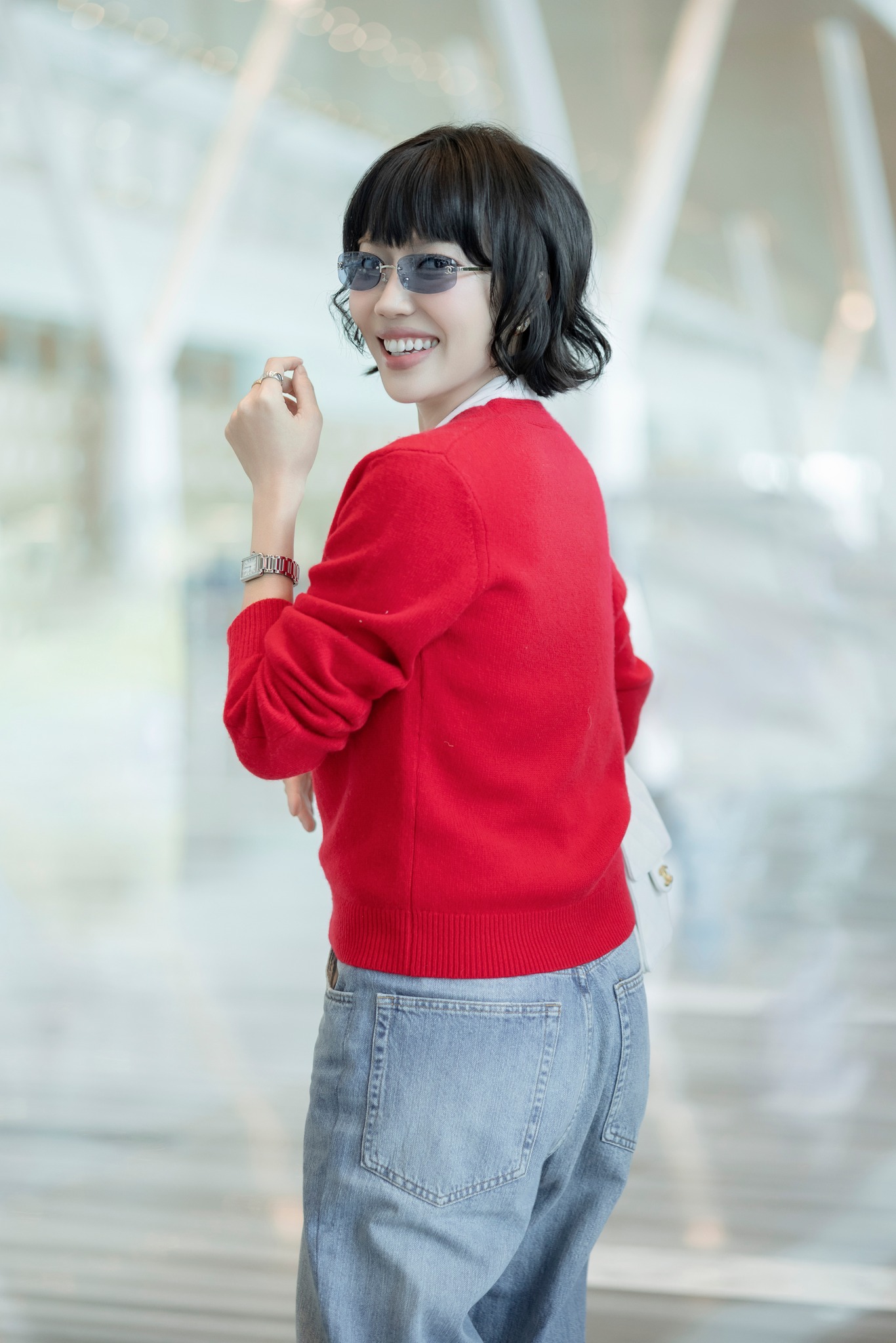 Hàng loạt camera ghi lại cảnh Diệu Nhi gặp