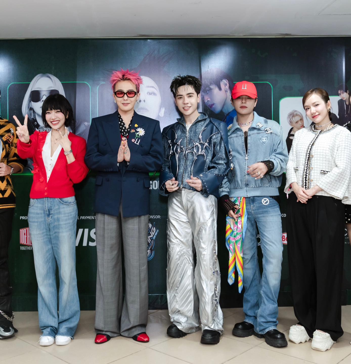 Sĩ đến hết đời: Diệu Nhi, Quang Hùng và dàn sao Việt