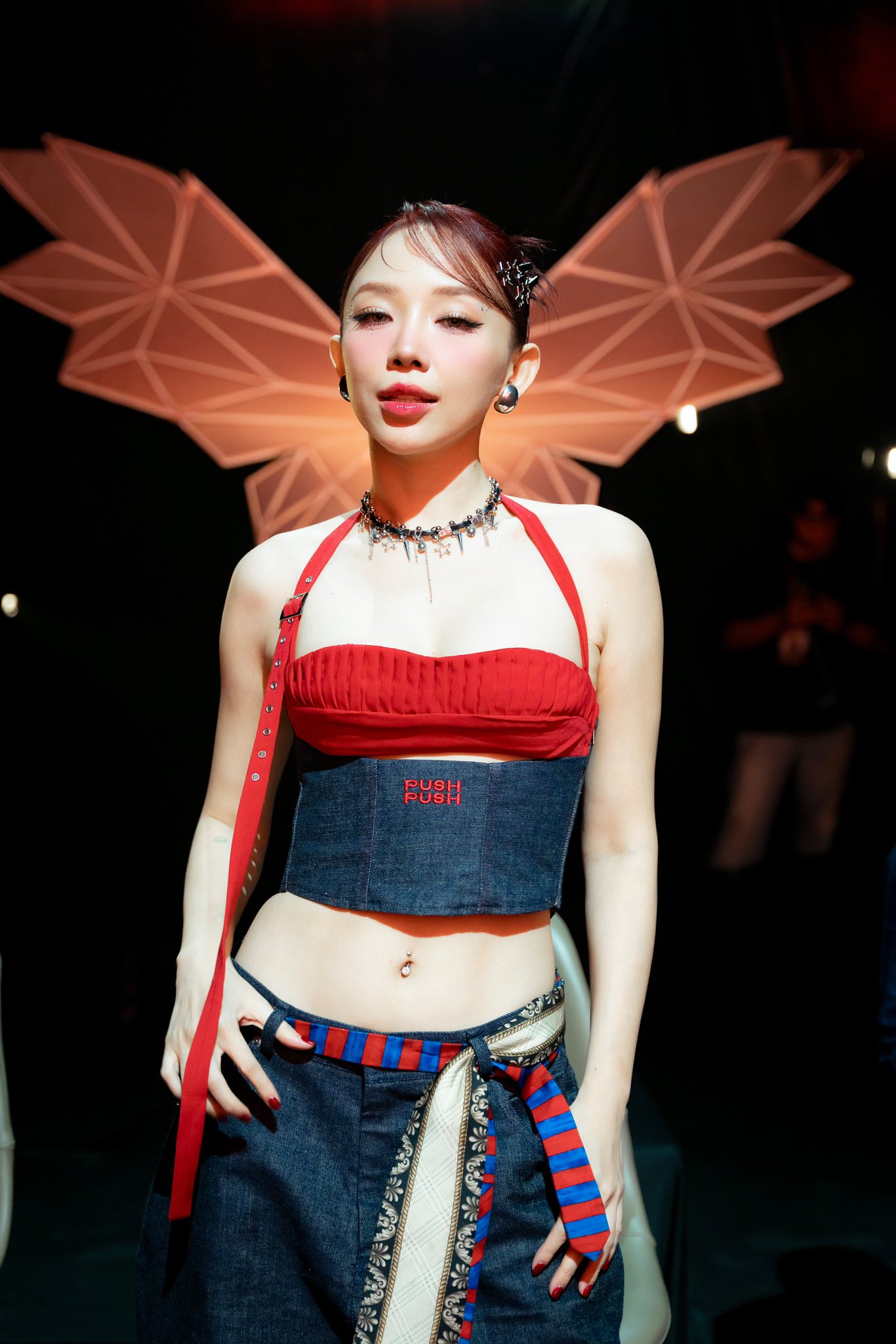 Tóc Tiên để lộ tình trạng bất ổn, còn nhắc đến