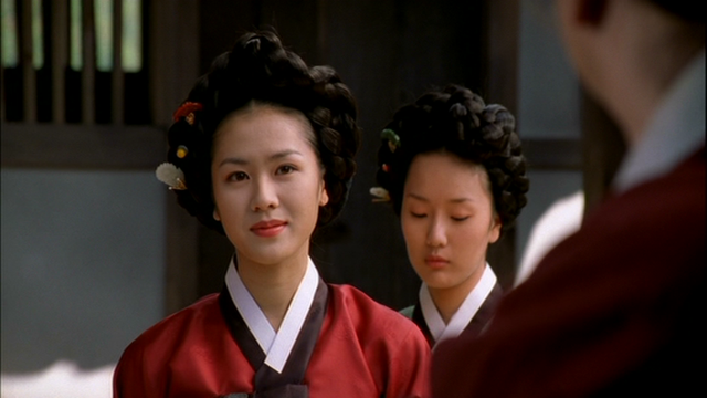 Son Ye Jin 20 tuổi đẹp kinh diễm trong tạo hình kỹ nữ: Thoáng lộ gáy thôi mà khán giả đã xuyến xao- Ảnh 5.