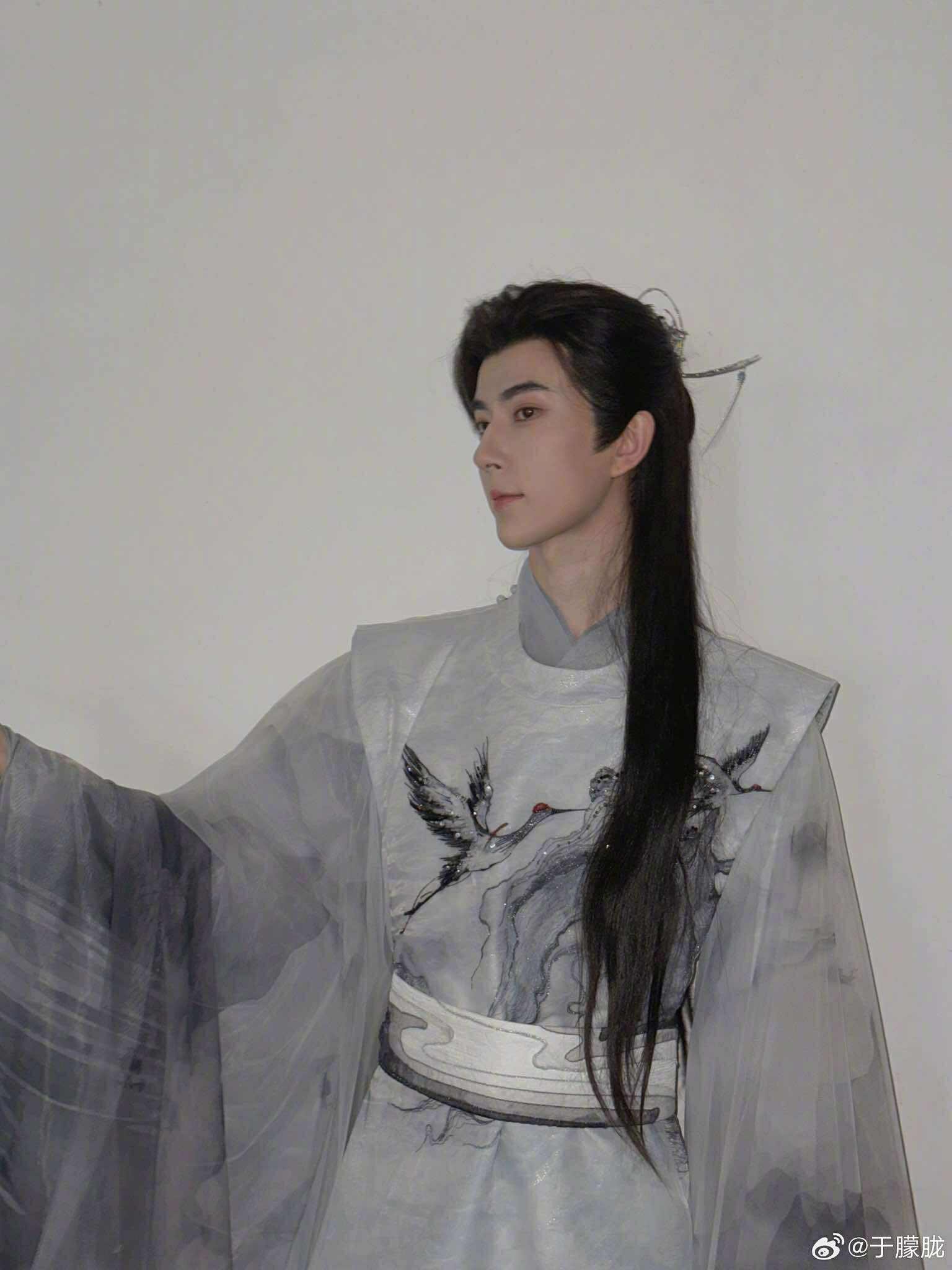 Hình ảnh chưa từng lên sóng của “mỹ nam cổ trang số 1 Trung Quốc” vừa ngã lầu tử vong gây đau xót nhất lúc này- Ảnh 3. Hình ảnh chưa từng lên sóng của “mỹ nam cổ trang số 1 Trung Quốc” vừa ngã lầu tử vong gây đau xót nhất lúc này- Ảnh 3.