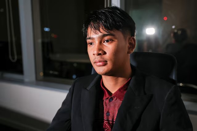 Thanh niên 18 tuổi suýt chết khi nhảy từ cửa sổ tầng 8 để trốn khỏi trung tâm lừa đảo ở Campuchia- Ảnh 1. Thanh niên 18 tuổi suýt chết khi nhảy từ cửa sổ tầng 8 để trốn khỏi trung tâm lừa đảo ở Campuchia- Ảnh 1.