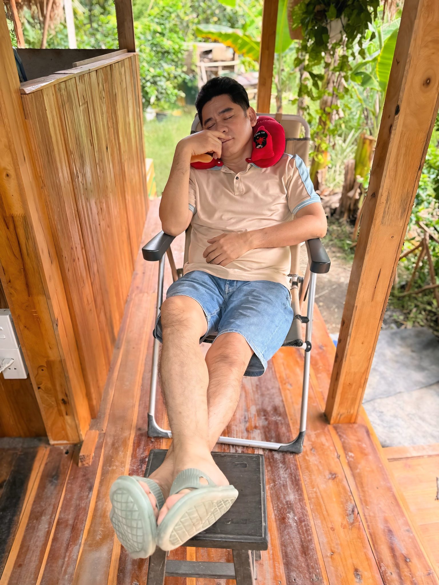 Tài tử đình đám Huỳnh Anh Tuấn trước khi bị đột quỵ: Nổi tiếng cả nước nhưng giấu kín vợ con, đời tư- Ảnh 4.