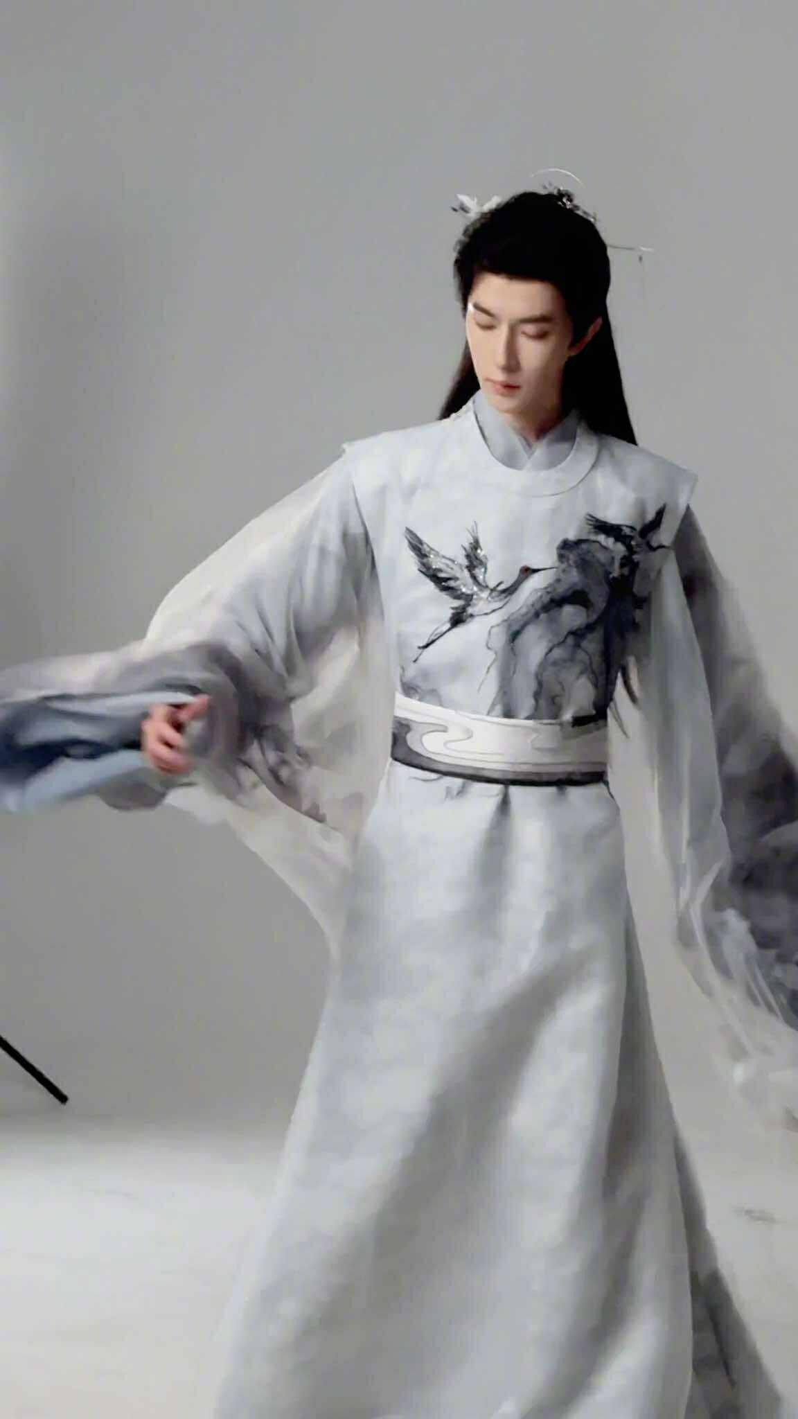 Hình ảnh chưa từng lên sóng của “mỹ nam cổ trang số 1 Trung Quốc” vừa ngã lầu tử vong gây đau xót nhất lúc này- Ảnh 4. Hình ảnh chưa từng lên sóng của “mỹ nam cổ trang số 1 Trung Quốc” vừa ngã lầu tử vong gây đau xót nhất lúc này- Ảnh 4.