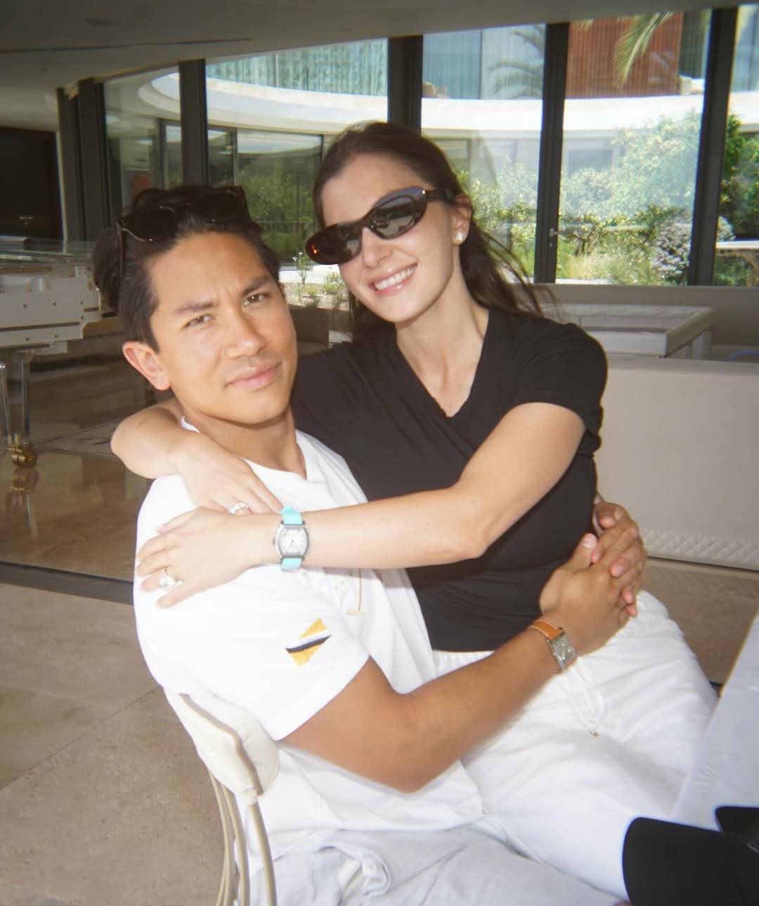 Vợ chồng Hoàng tử Brunei hiện ra sao sau gần 2 năm tổ chức đám cưới 10 ngày gây chú ý toàn cầu?- Ảnh 5.