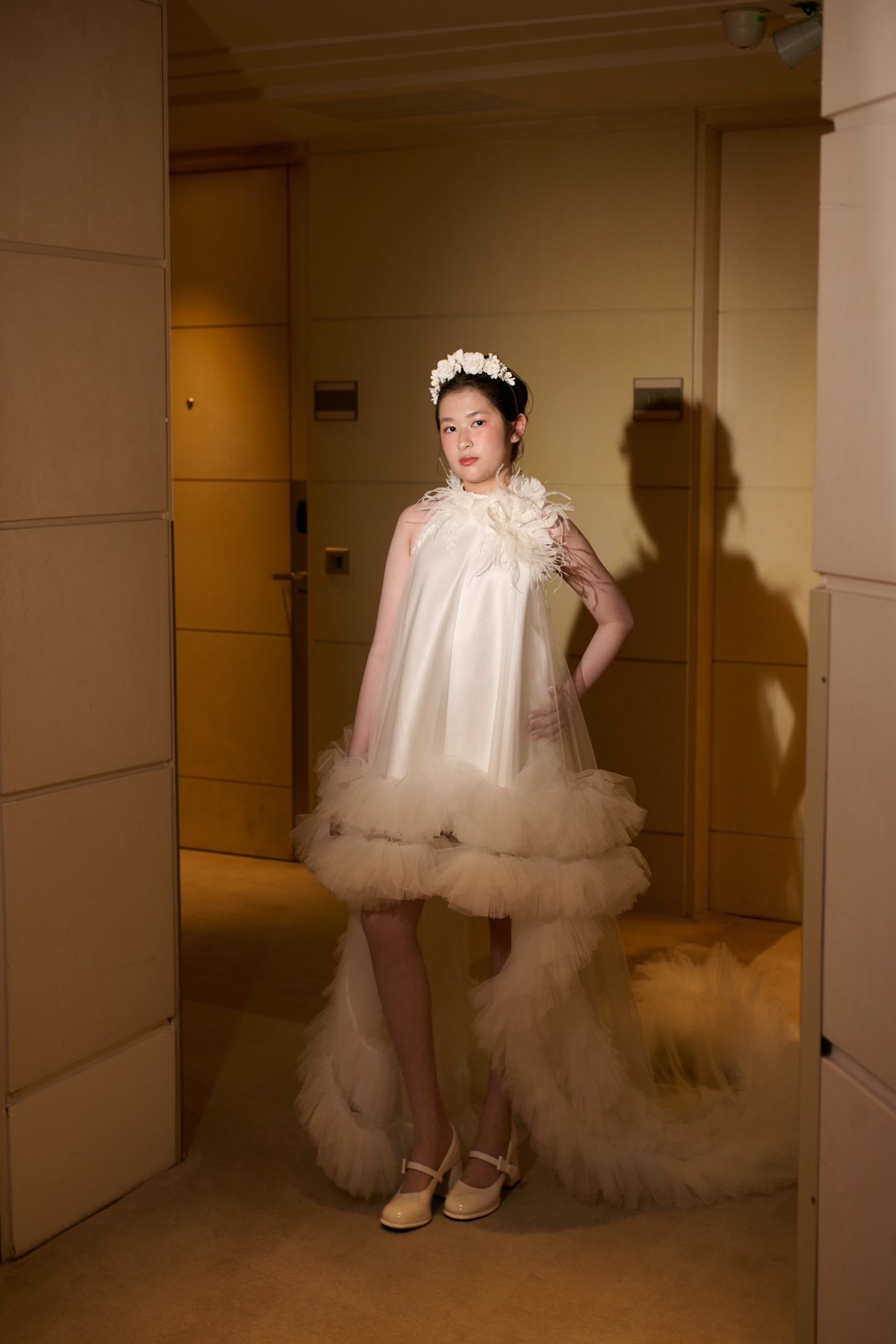 Con gái 13 tuổi của Huy Khánh - Mạc Anh Thư: Chân dài miên man như siêu mẫu, khuôn mặt cực kỳ giống mẹ- Ảnh 3.