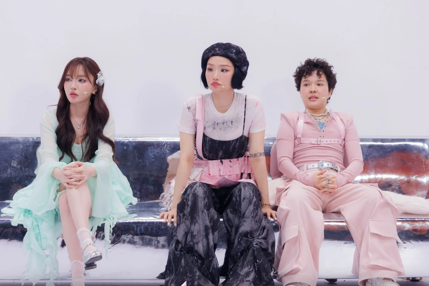 Miu Lê khủng hoảng- Ảnh 2. Miu Lê khủng hoảng- Ảnh 2.