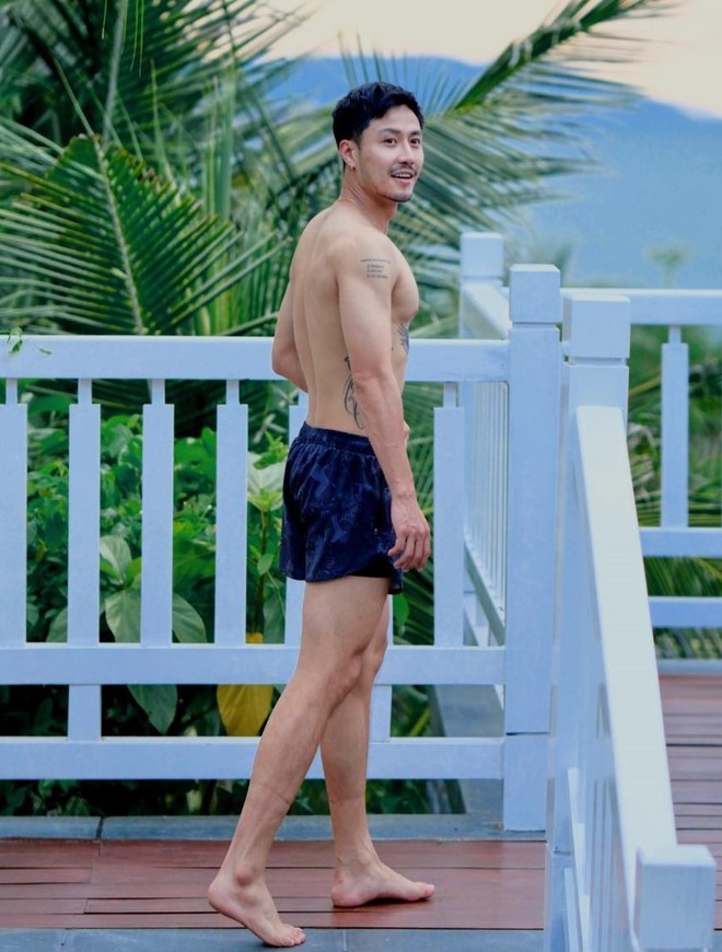 Dàn trai đẹp đóng cảnh vệ, không tặc- Ảnh 4.