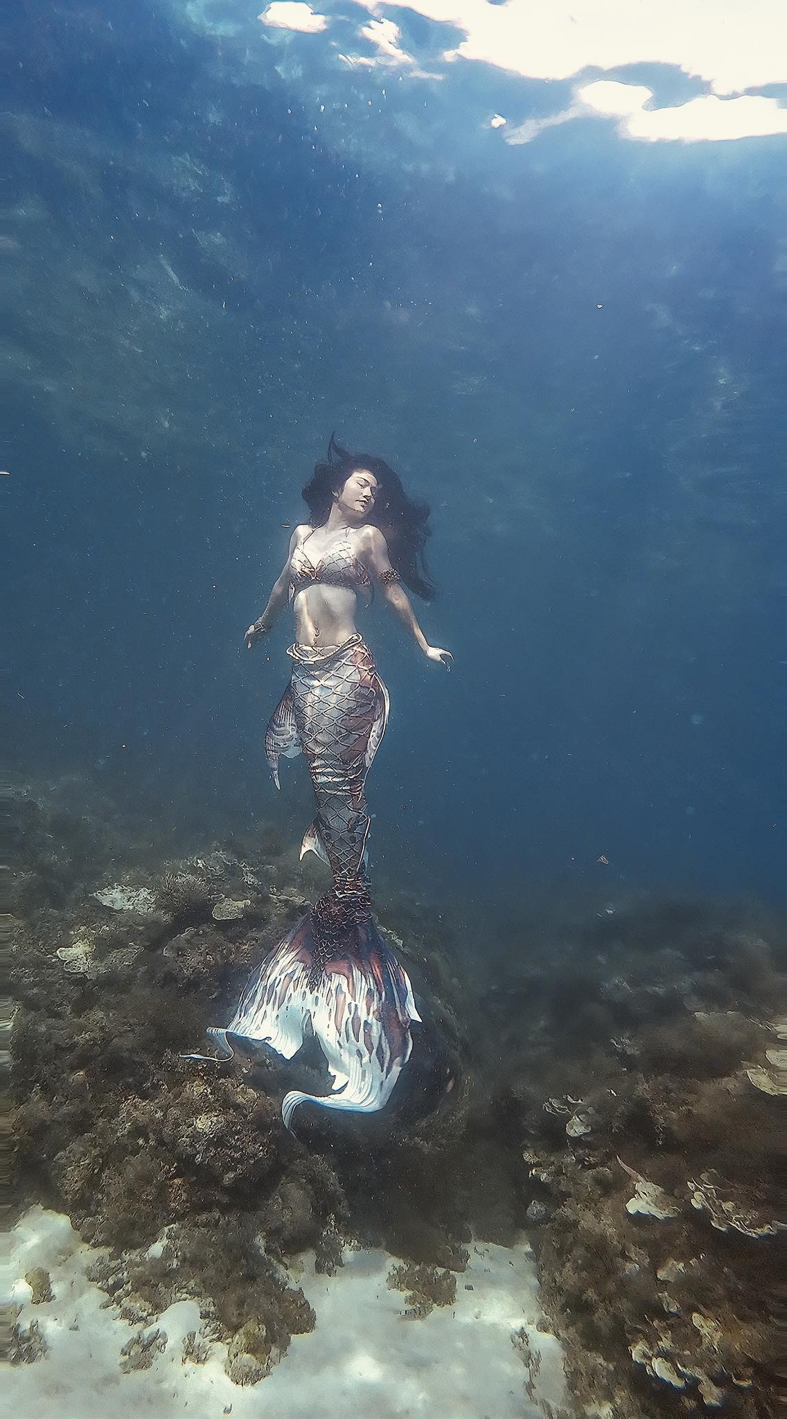 Phía sau những cú biến mất khỏi showbiz Việt của hội “hồng nhan bạc tỷ”- Ảnh 8.