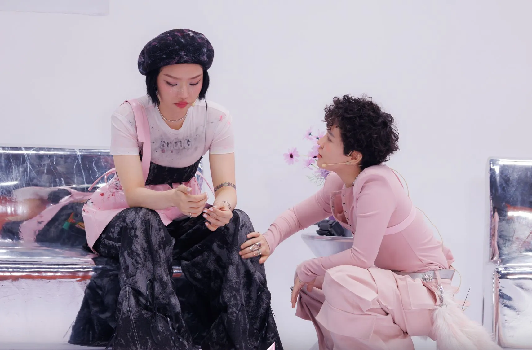 Miu Lê khủng hoảng- Ảnh 1. Miu Lê khủng hoảng- Ảnh 1.