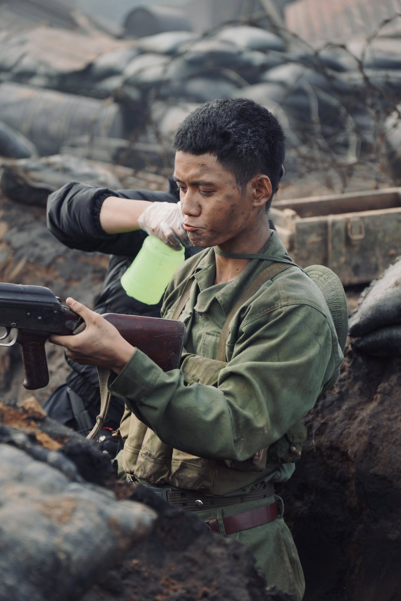 Mỹ nam đáng yêu nhất Mưa Đỏ đổi đời nhờ nói quá nhiều, phá hỏng nguyên tác nhưng ai xem cũng khen nức nở- Ảnh 6. Mỹ nam đáng yêu nhất Mưa Đỏ đổi đời nhờ nói quá nhiều, phá hỏng nguyên tác nhưng ai xem cũng khen nức nở- Ảnh 6.