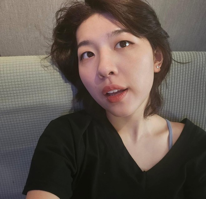 Em Xinh xinh như Suzy bị khui ảnh quá khứ, visual lạ cỡ này bảo sao không bị nói