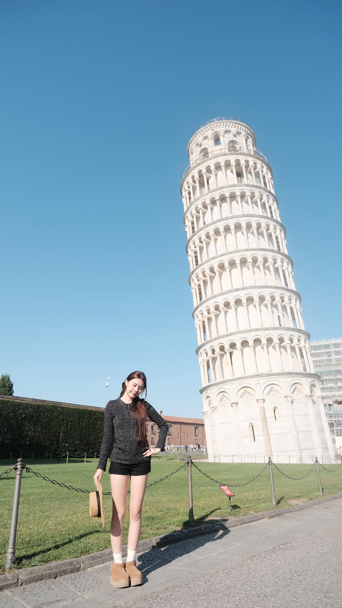 Con gái út nhà Quyền Linh đáp trả khiến antifan Con gái út nhà Quyền Linh đáp trả khiến antifan