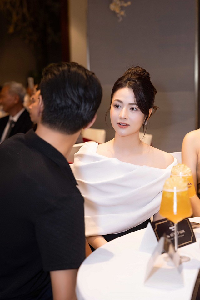 Mỹ nhân phim Việt giờ vàng hút 2 triệu view vì quá xinh, tua lại nghìn lần để ngắm vẫn chưa đã- Ảnh 8.