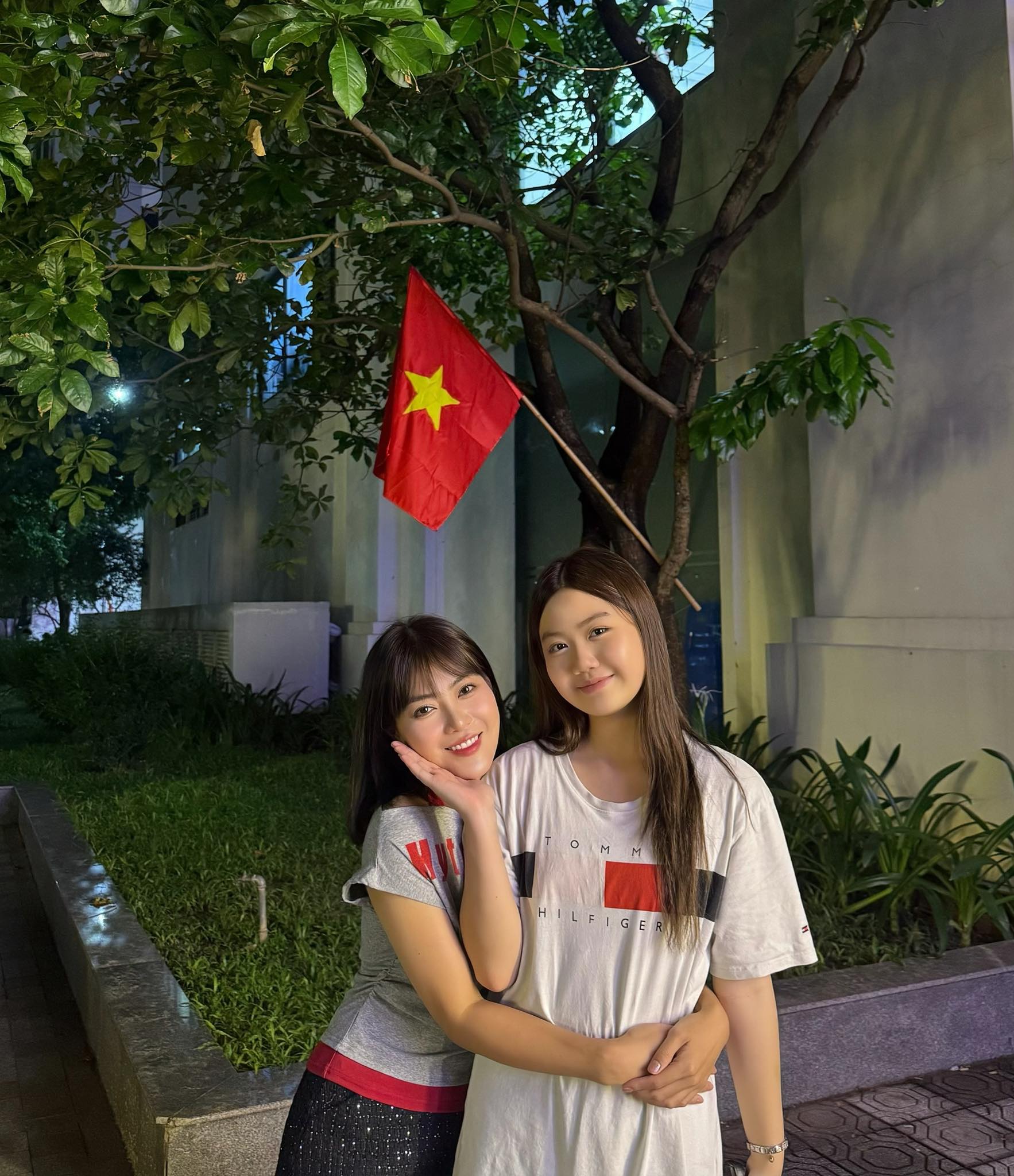 Con gái Thanh Hương 15 tuổi, cao gần 1,7m, nhan sắc xinh đẹp khiến mẹ lo chuyện kén rể- Ảnh 1.