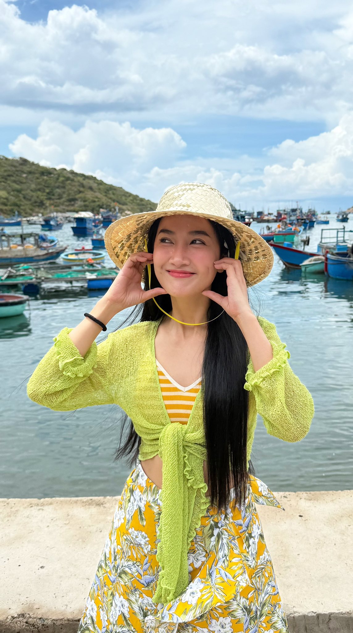 Sao nữ nổi tiếng miền Tây ai cũng biết mặt: Huỷ hôn với bạn trai Tây yêu 12 năm, nhan sắc hiện tại miêu tả bằng 1 chữ!- Ảnh 7. Sao nữ nổi tiếng miền Tây ai cũng biết mặt: Huỷ hôn với bạn trai Tây yêu 12 năm, nhan sắc hiện tại miêu tả bằng 1 chữ!- Ảnh 7.