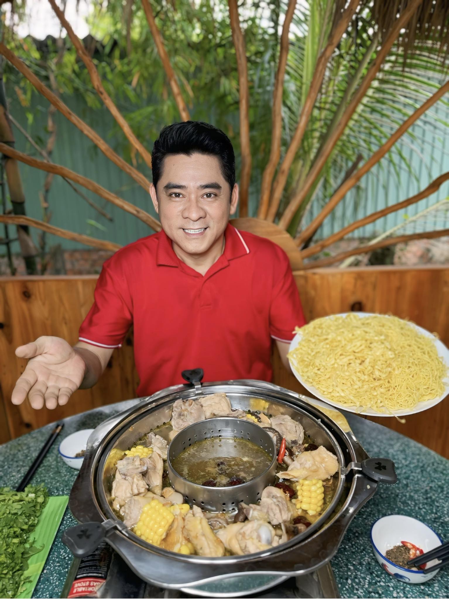 Nguyên nhân diễn viên Huỳnh Anh Tuấn bị đột quỵ, cấp cứu trong tình trạng nguy kịch- Ảnh 2.