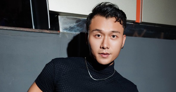 Cơ trưởng hot nhất Tử Chiến Trên Không: Diễn bằng mắt quá đỉnh, đóng mãi 1 kiểu vai vẫn không ai chê nổi 26 Cơ trưởng hot nhất Tử Chiến Trên Không: Diễn bằng mắt quá đỉnh, đóng mãi 1 kiểu vai vẫn không ai chê nổi 51597809414008022978489937415456429219069501n 1758377795204 17583777954741947736284 156 0 871 1366 crop 17583778931822096676145jpg