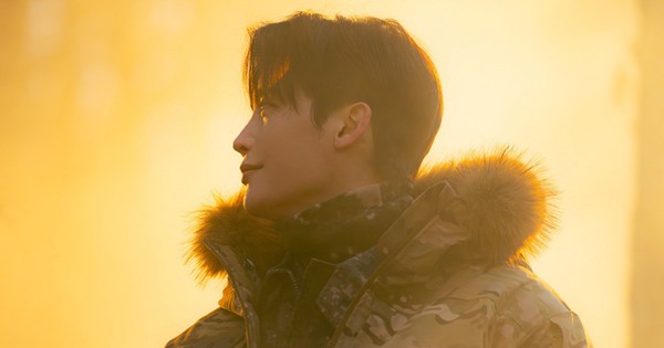 Showbiz có mỹ nam mặc quân phục là đẹp lên gấp tỷ lần, vạn vật đều thua nhan sắc này 27 Showbiz có mỹ nam mặc quân phục là đẹp lên gấp tỷ lần, vạn vật đều thua nhan sắc này 5167714471360014775485458217447353006176565n 1752421923555 1752421923680233964800 183 0 746 1076 crop 17524220247031015723160jpg