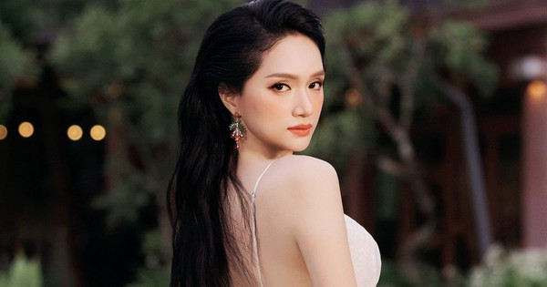 Hoa hậu chuyển giới Hương Giang thi Miss Universe có đúng quy định không? 517162892249712539224647616665847416555034129n 17587244317191001876809 194 0 909 1366 crop 17587284985141814693432jpg