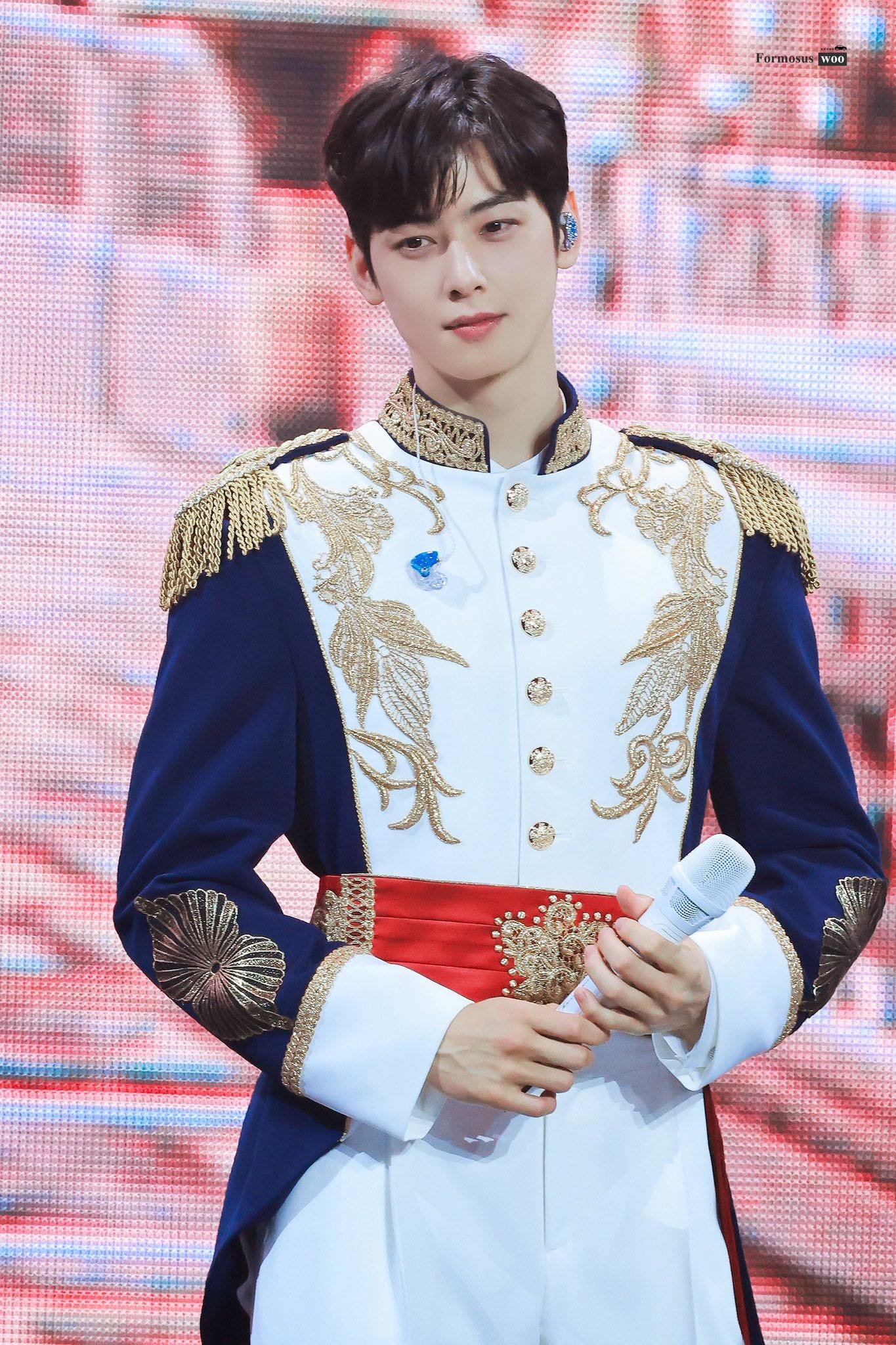 Hàn Quốc có duy nhất 1 mỹ nam gánh nhan sắc 10 triệu dân cả nước, đến cả họ tên cũng trở thành tính từ chỉ cái đẹp- Ảnh 3.