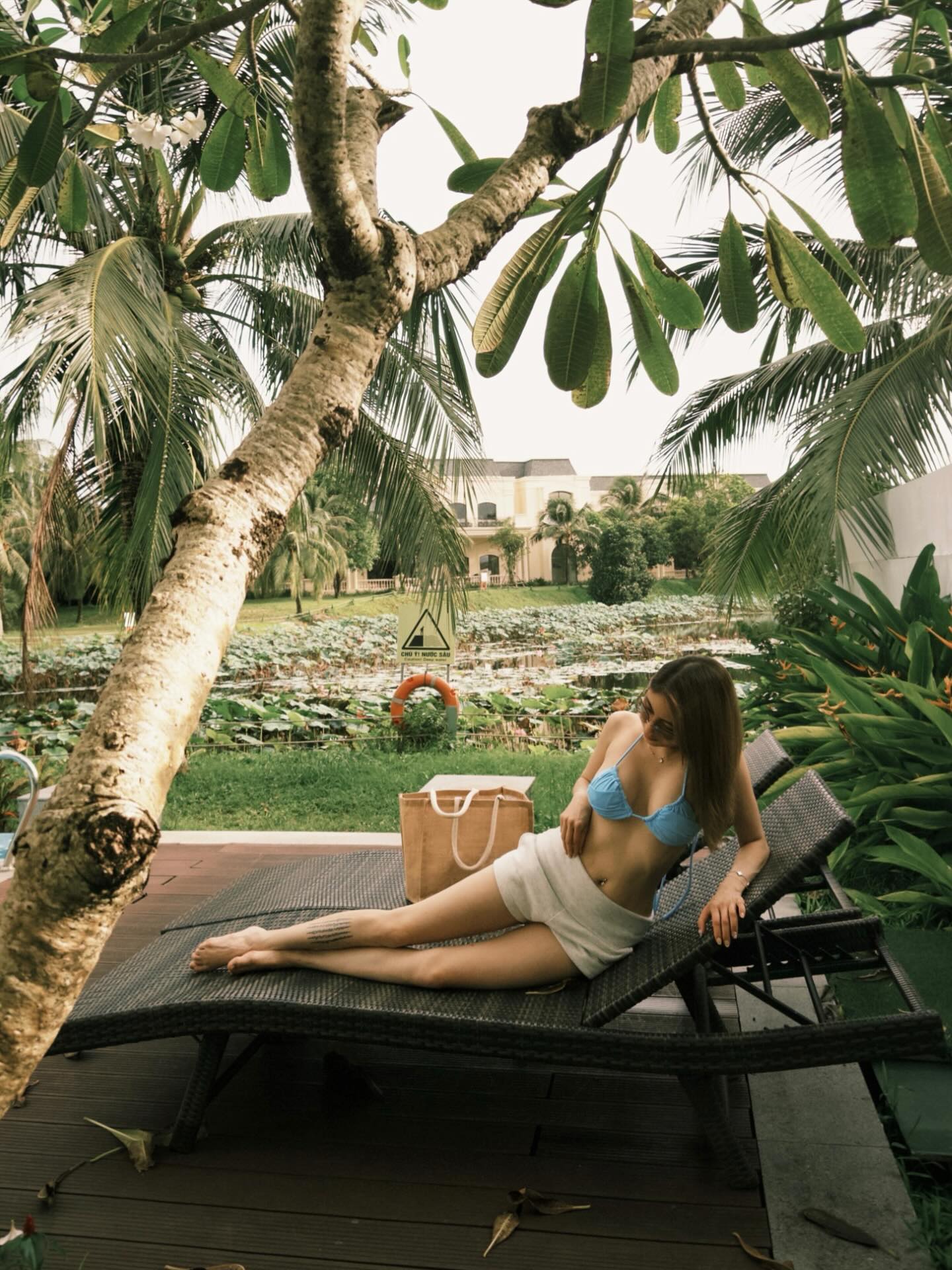 Đăng ảnh kề má thân mật với hot girl nóng bỏng, nam streamer khiến CĐM ghen tị- Ảnh 11.