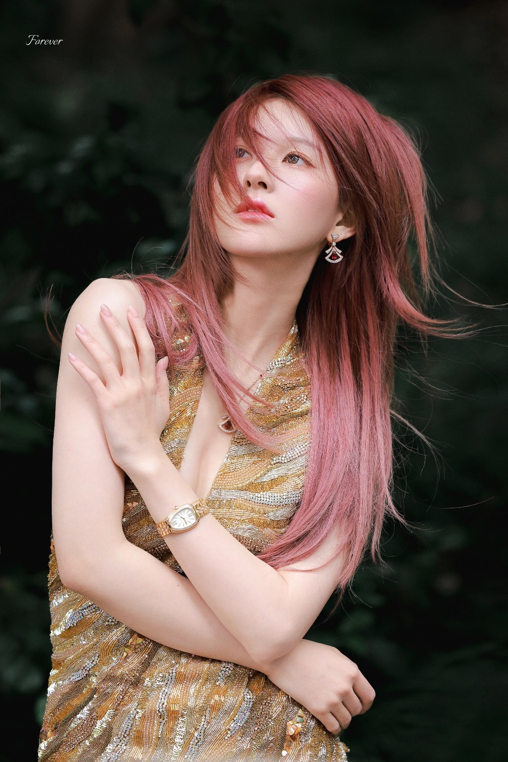 Triệu Lộ Tư đăng tâm thư gây sốc: Tố cáo