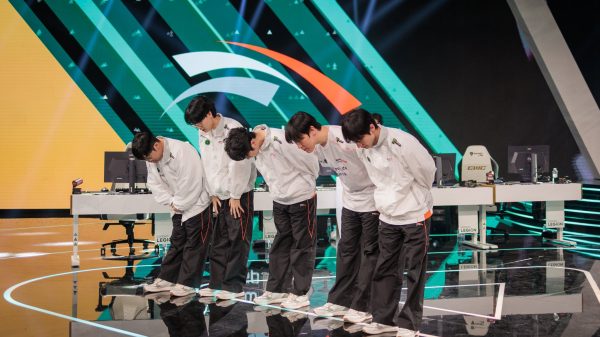 LMHT: Cộng đồng mạng chỉ trích dữ dội tình trạng HLE sa sút phong độ kéo dài 518283558 1275494173940387 4083785087634059513 n okrvjpg