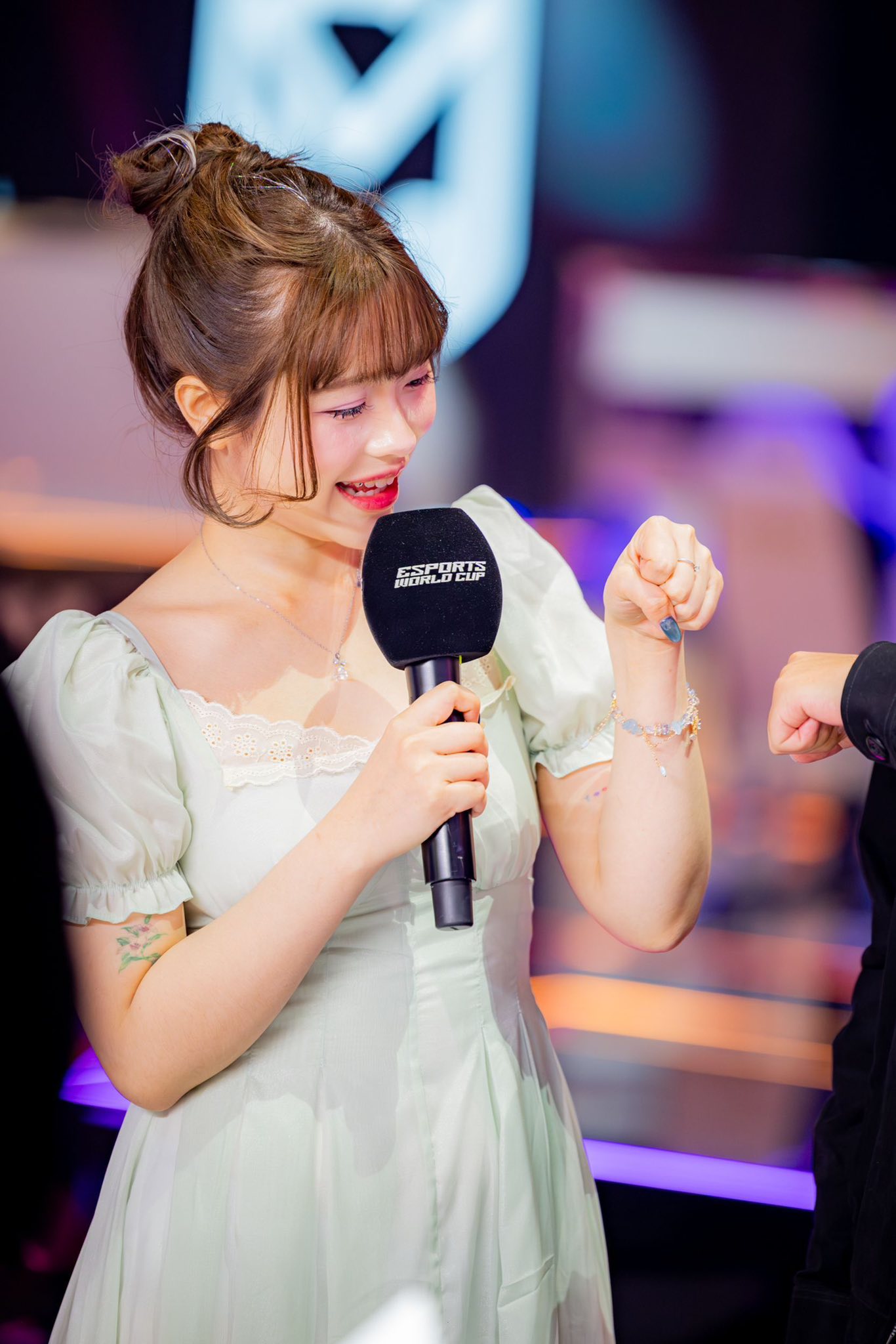 Xuất hiện tin đồn nhạy cảm về đời tư, nữ MC 2K2 lên tiếng thanh minh vội- Ảnh 2.