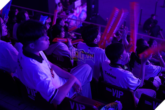 ON Live VCS 2025: Bau Khong Khi Soi Noi Cua Ngay Thi Dau Chung Ket 19 ON Live VCS 2025: Bầu Không Khí Sôi Nổi Của Ngày Thi Đấu Chung Kết 19