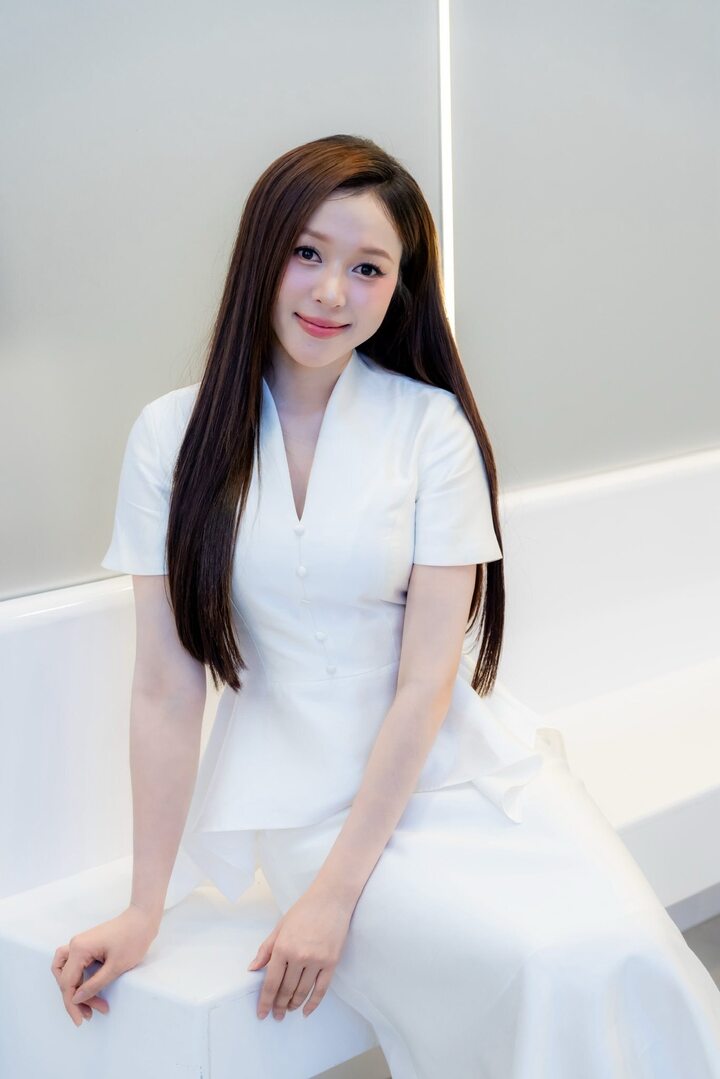 Sắc vóc người đẹp kế nhiệm Thanh Thủy đại diện Việt Nam thi Hoa hậu Quốc tế- Ảnh 9.