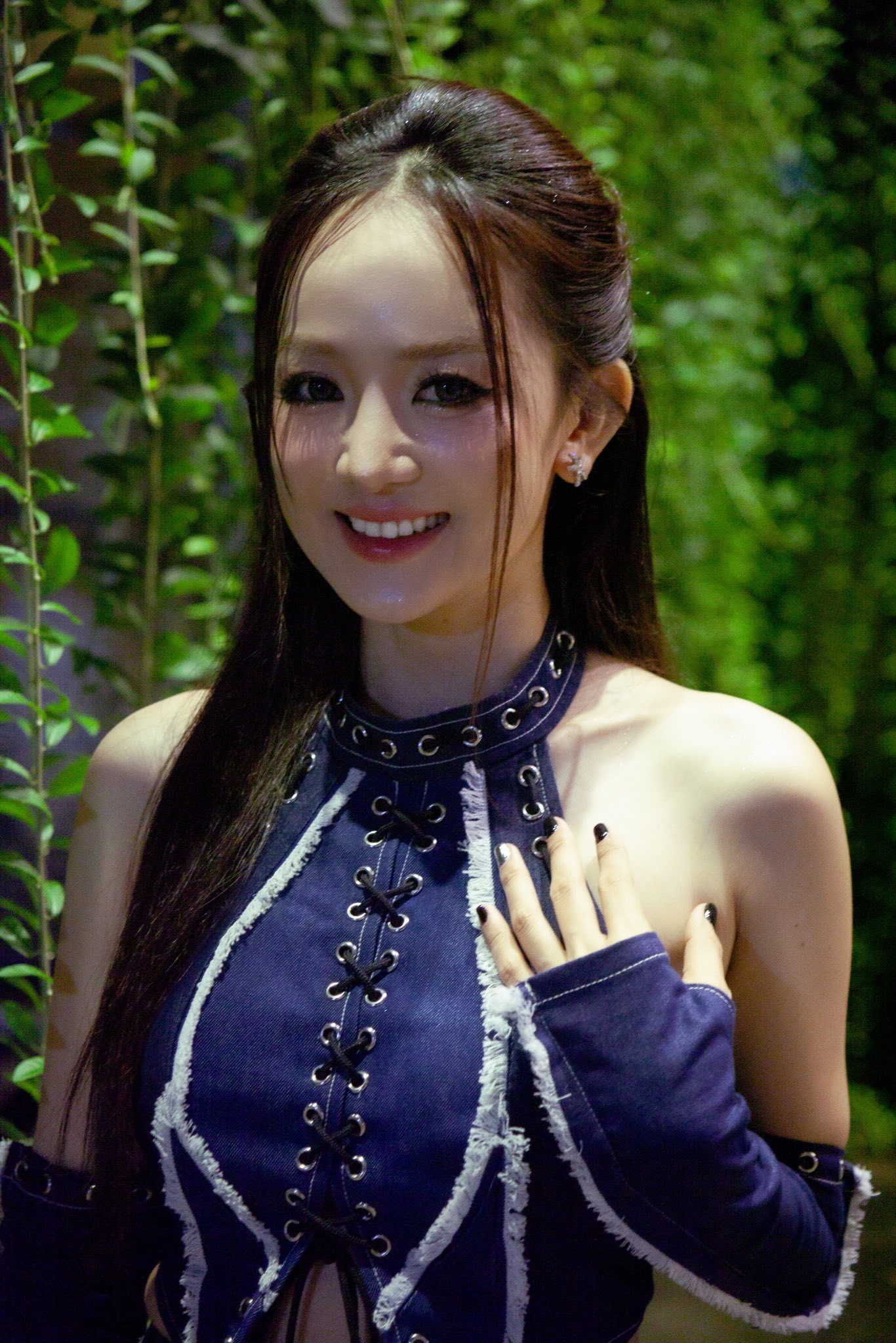 Bạn gái kín tiếng của Liên Bỉnh Phát: Cựu thành viên Mắt Ngọc, gợi cảm như Triệu Lệ Dĩnh- Ảnh 4.