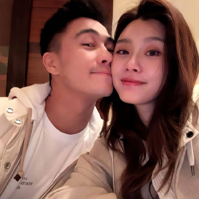 Thiếu gia trùm sòng bạc Macau bị tố lén có con riêng, gây chuyện tày trời sau lưng vợ siêu mẫu Victoria's Secret- Ảnh 2.