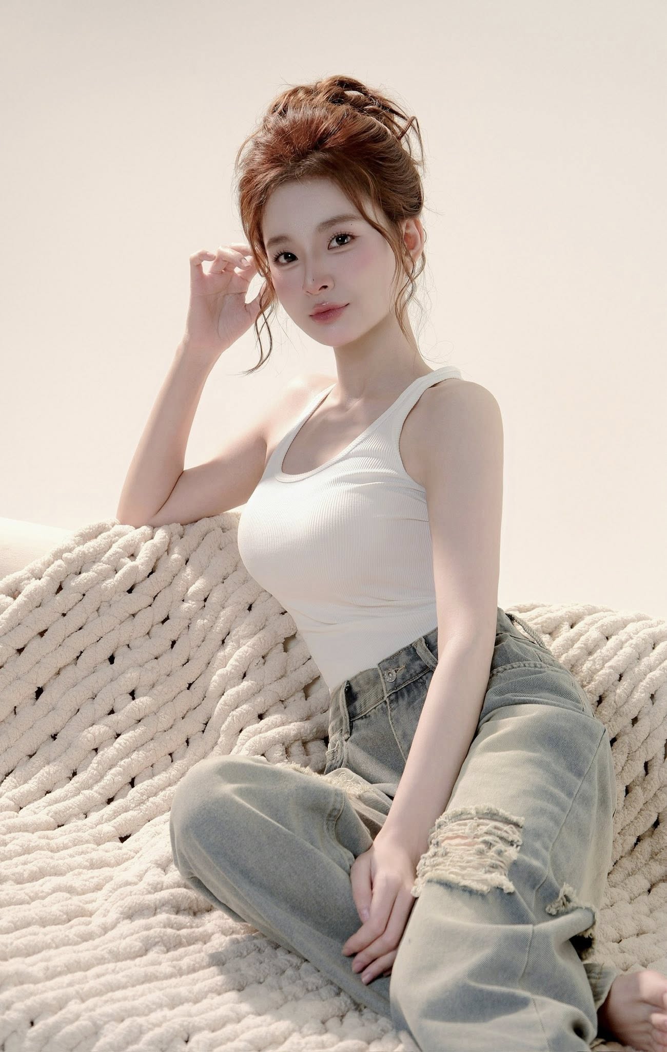 Vừa khoe tình mới, Mèo 2k4 đã làm