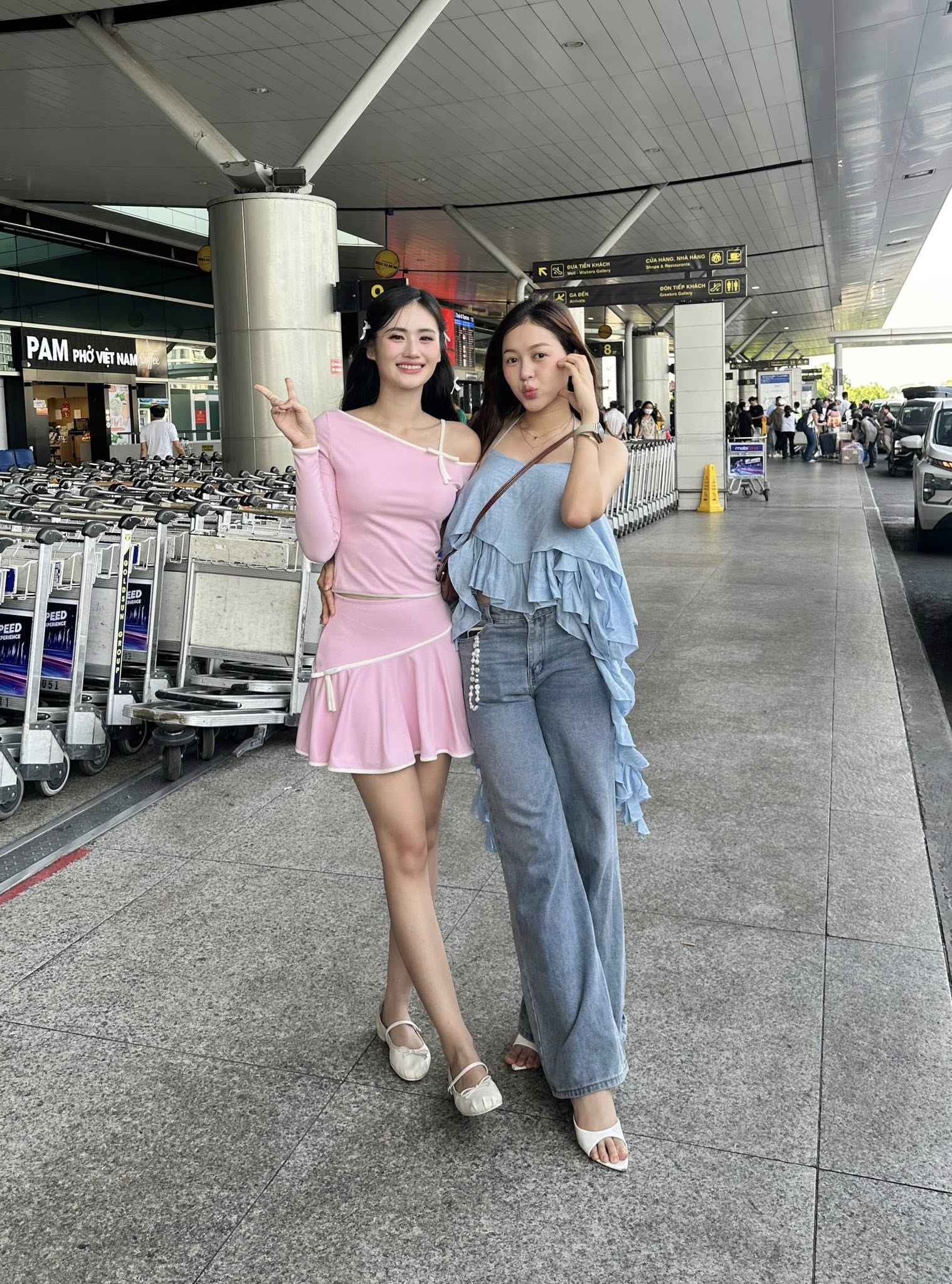 Bạn trai Ý Nhi tiếp tục vắng mặt trong ngày nàng Hậu tạm rời showbiz- Ảnh 1.