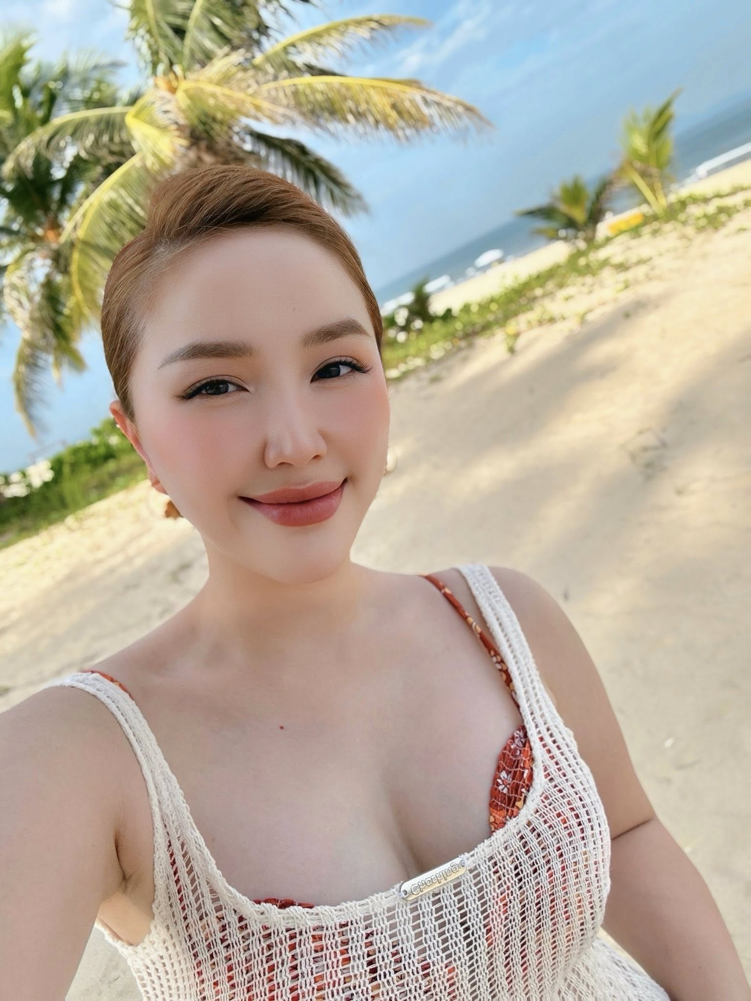 Nữ nghệ sĩ sở hữu biệt thự 2 mặt tiền ở TP.HCM, được đại gia chiều như công chúa, U40 đẹp căng tràn- Ảnh 12. Nữ nghệ sĩ sở hữu biệt thự 2 mặt tiền ở TP.HCM, được đại gia chiều như công chúa, U40 đẹp căng tràn- Ảnh 12.