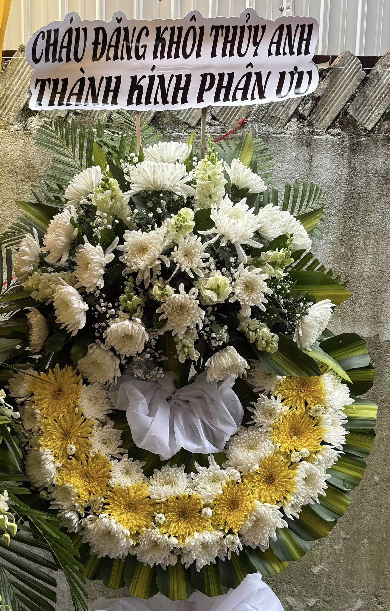 Người thân Anh Tài Duy Nhất qua đời, NS Tự Long và dàn sao gửi vòng hoa chia buồn- Ảnh 4.